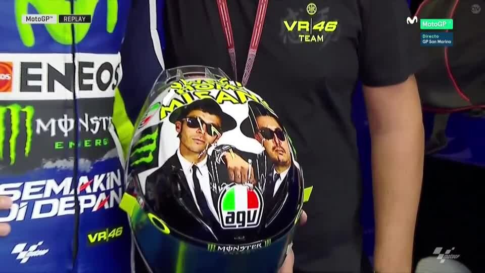 20160910_san-marino_gp_fp3_rossi-misano-helmet